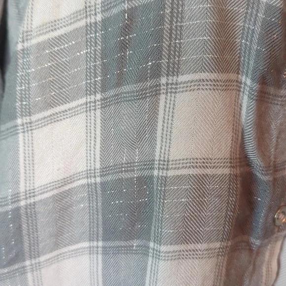 Maurices Top, Size 0, EUC - Picture 5 of 7